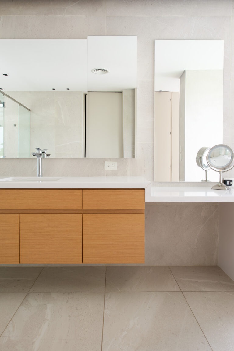 Porcelanato Ilva 60x120 Burlington Ice Semilapado