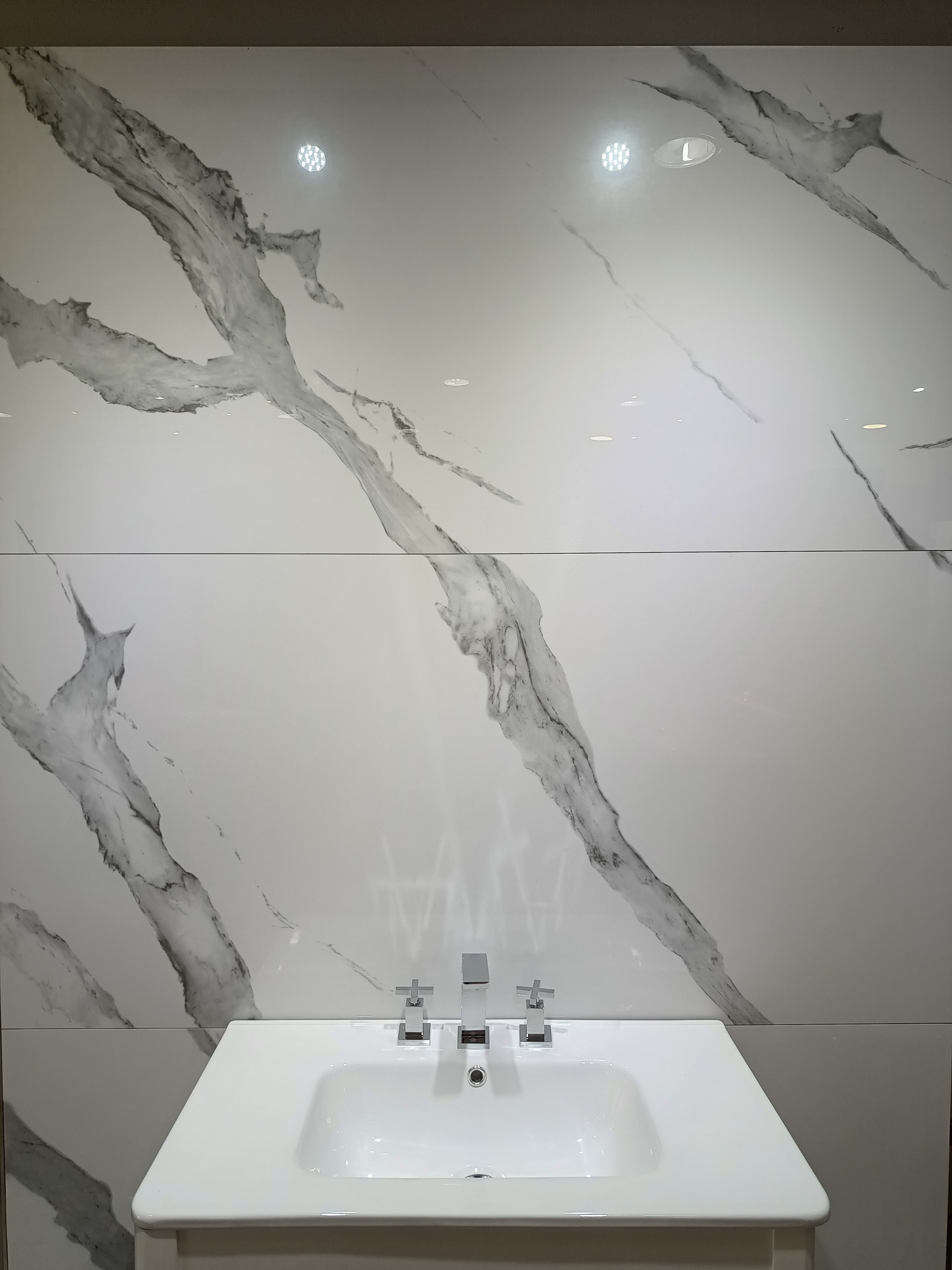 PORCELANATO SPL 240x120 CALACATA WHITE PULIDO