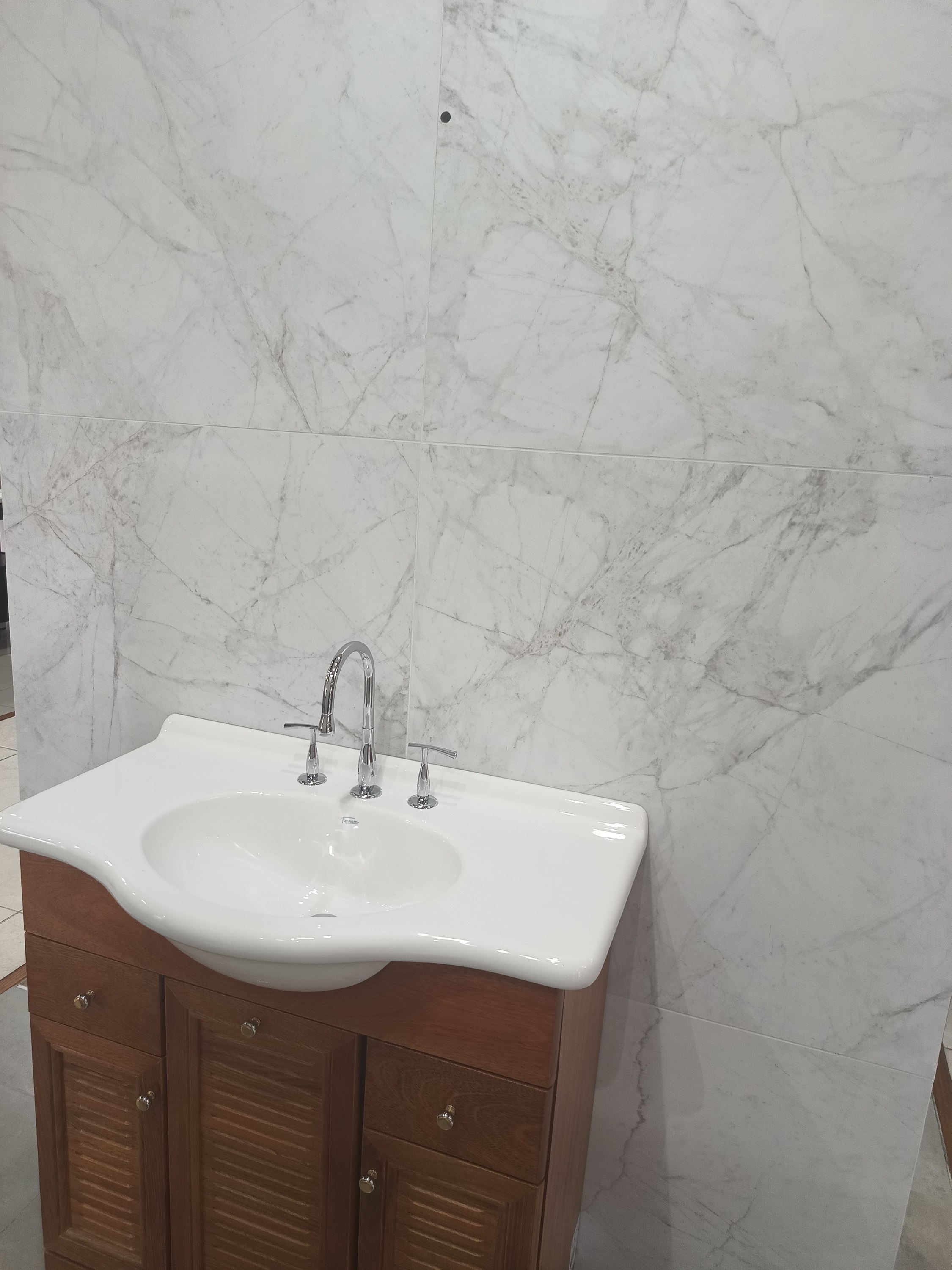 Porcelanato Cerro Negro 82x82 Spider Greige