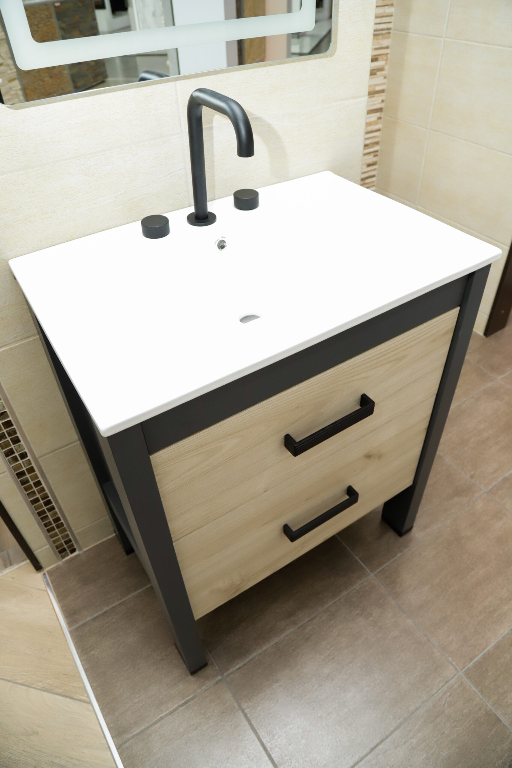 Vanitory De Pie Con Bacha Monocomando Campi Black 70 Cm