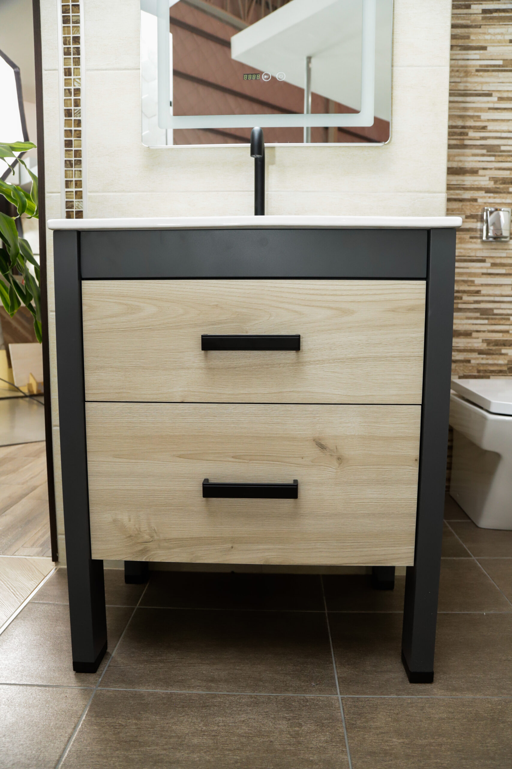 Vanitory De Pie Con Bacha Monocomando Campi Black 70 Cm