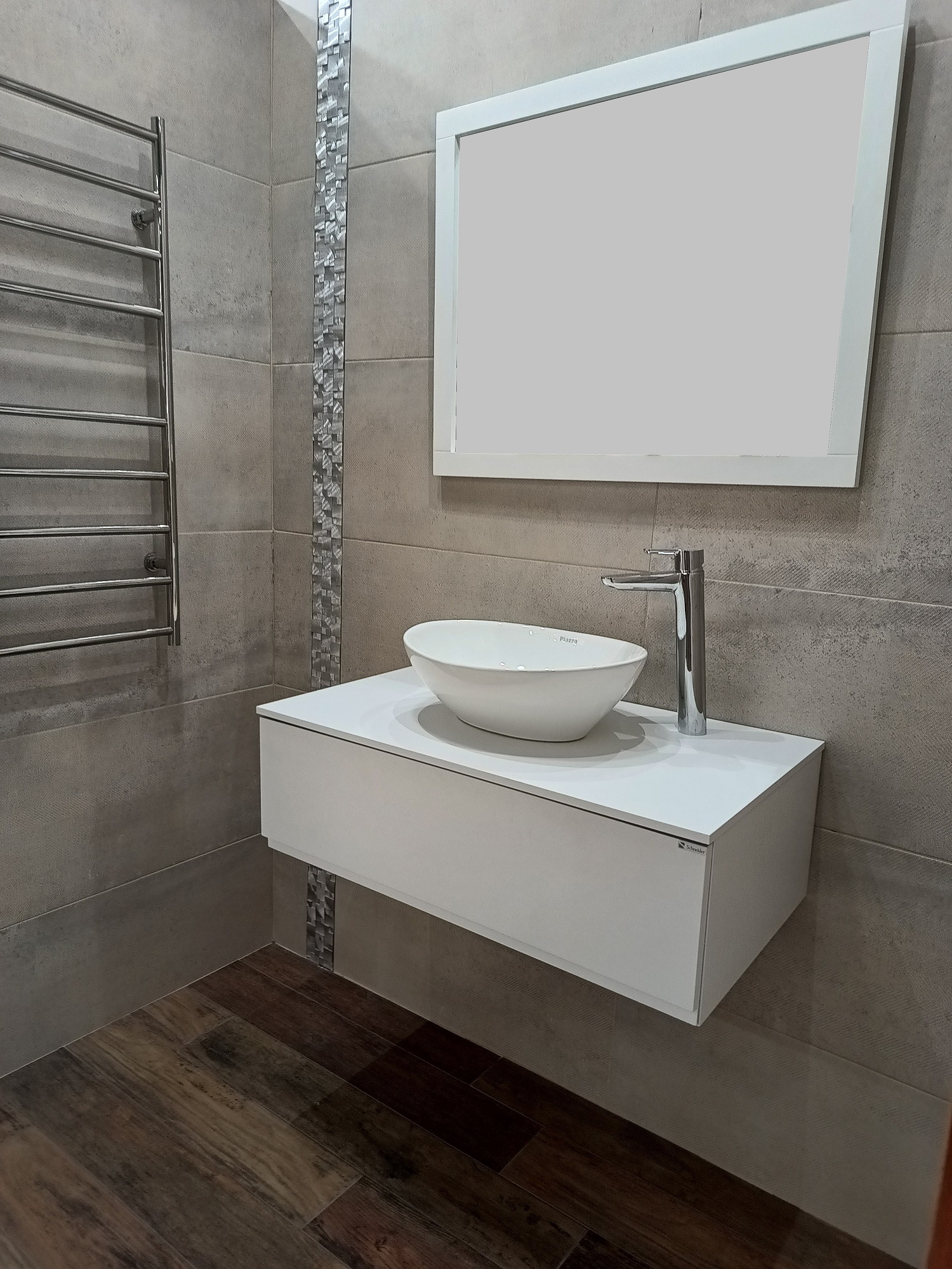 Vanitory De Colgar Schneider Zetta 80 Cm